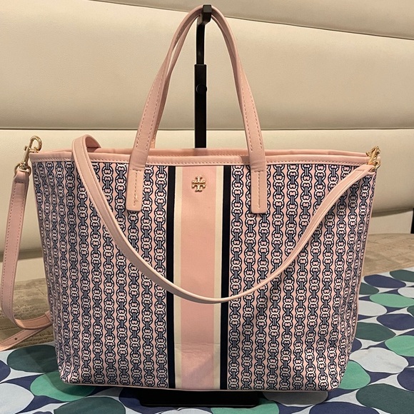 Tory Burch Handbags - Tory Burch Pink and Navy Chain Print Tote